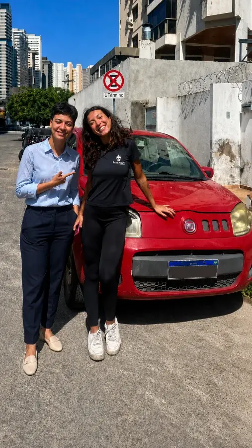 Cliente da Fortalis com o veículo conquistado